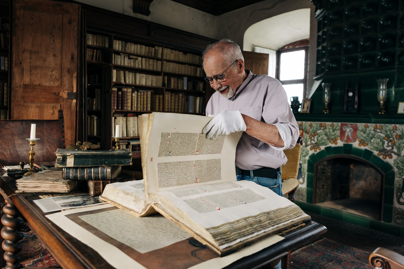 Hinter historischen Mauern Hinter historischen Mauern